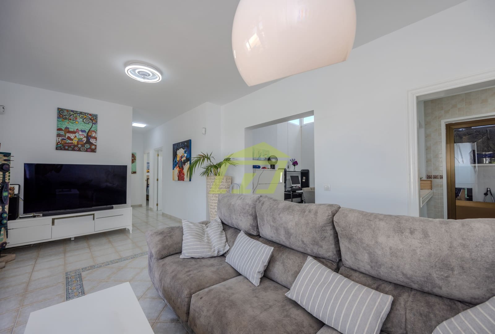 3 slaapkamer Halfvrijstaande villa te koop in Playa Blanca met zwembad garage - € 565.000 (Ref: 9436199)