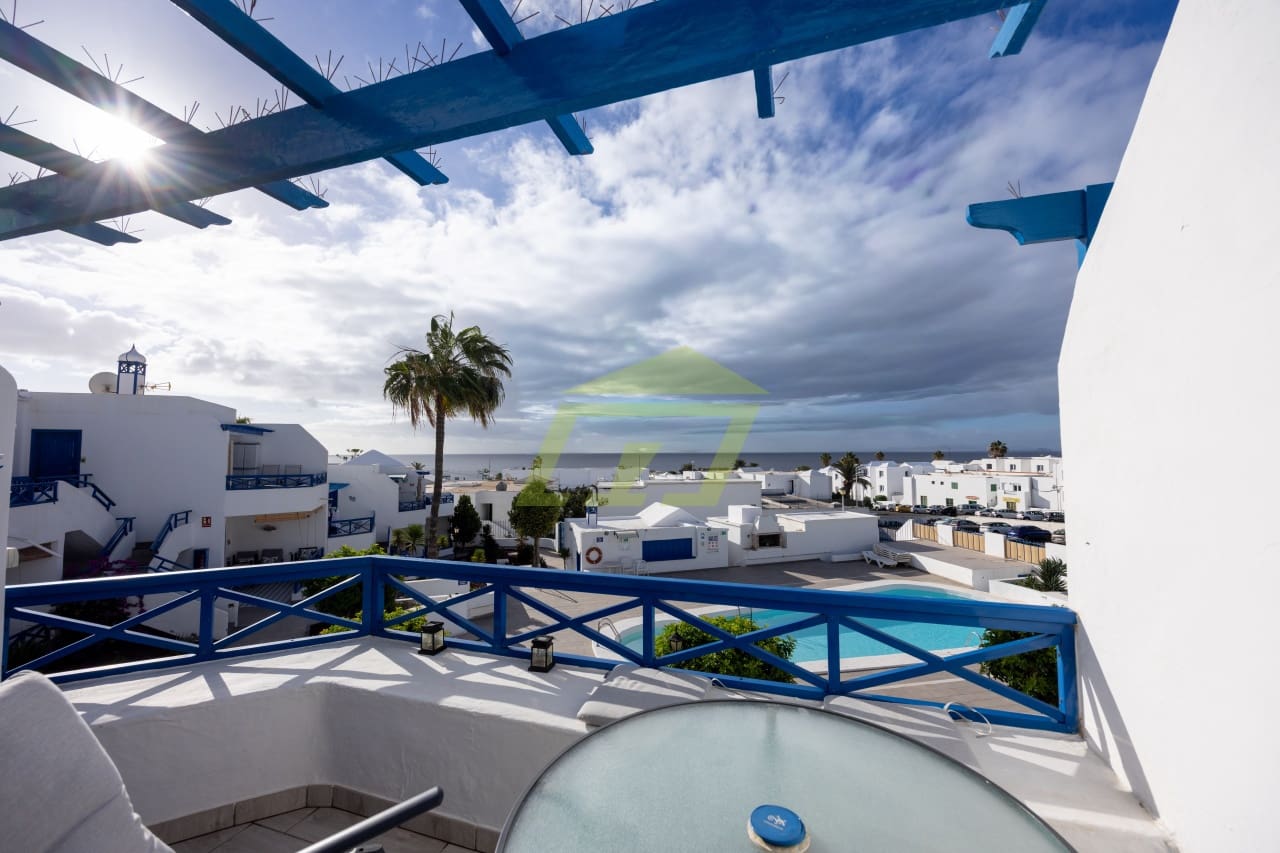 2 chambre Appartement à vendre à Puerto del Carmen avec piscine - 320 000 € (Ref: 9446728)