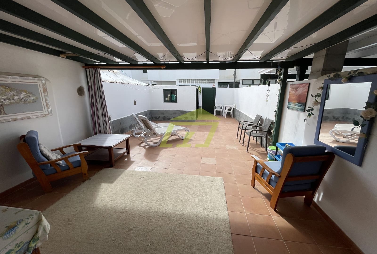 2 soveværelse Rækkehus til salg i Playa Blanca med garage - € 275.000 (Ref: 9449267)