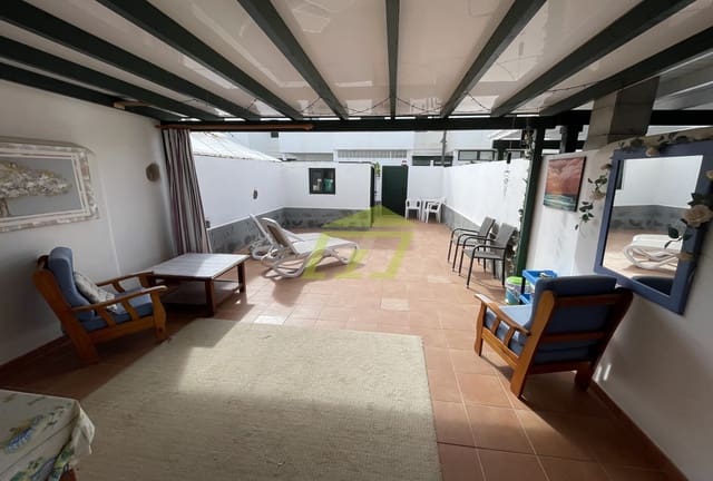 2 soveværelse Rækkehus til salg i Playa Blanca, Yaiza med garage - € 275.000 (Ref: 9449267)