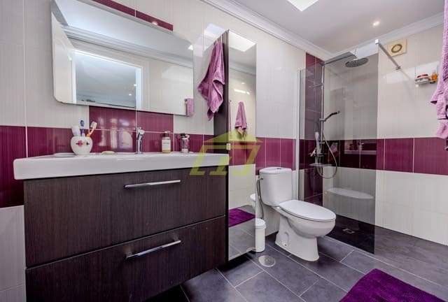 3 soveværelse Bungalow til salg i Playa Blanca, Yaiza med garage - € 395.000 (Ref: 9449553)