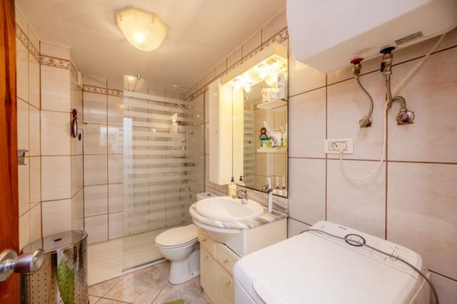 1 slaapkamer Appartement te koop in Puerto del Carmen, Tías - € 215.000 (Ref: 9458445)