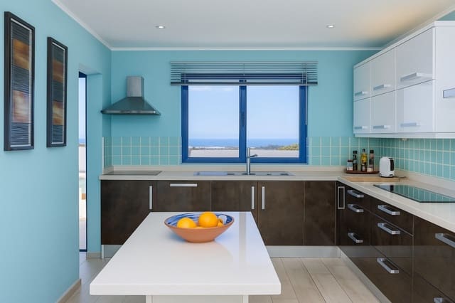 6 chambre Villa/Maison à vendre à Puerto del Carmen, Tías avec piscine - 1 200 000 € (Ref: 9458446)