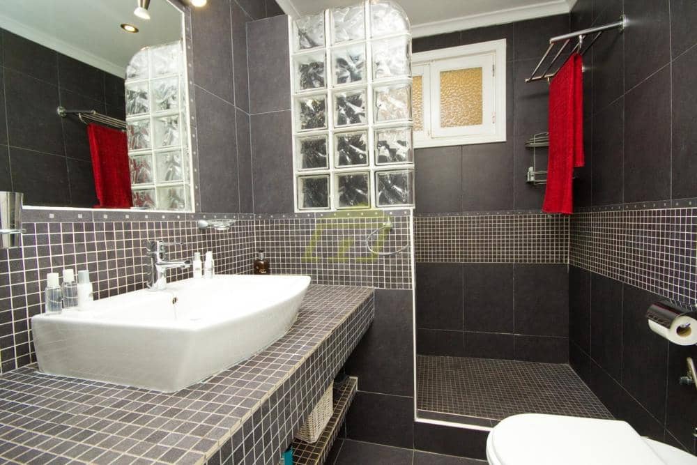 6 chambre Villa/Maison à vendre à Puerto del Carmen avec piscine - 1 200 000 € (Ref: 9458446)