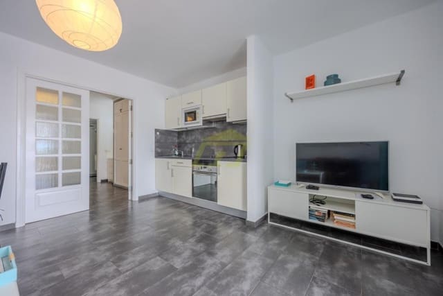 Apartamento de 1 habitación en Puerto del Carmen, Tías en venta con piscina - 249.000 € (Ref: 9458447)