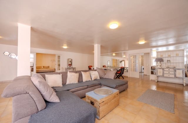 2 Zimmer Apartment zu verkaufen in Costa Teguise, Teguise mit Pool - 295.000 € (Ref: 9458448)