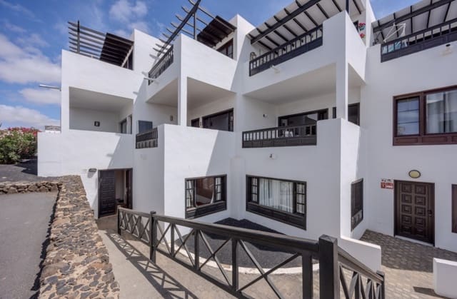 2 Zimmer Apartment zu verkaufen in Costa Teguise, Teguise mit Pool - 295.000 € (Ref: 9458448)