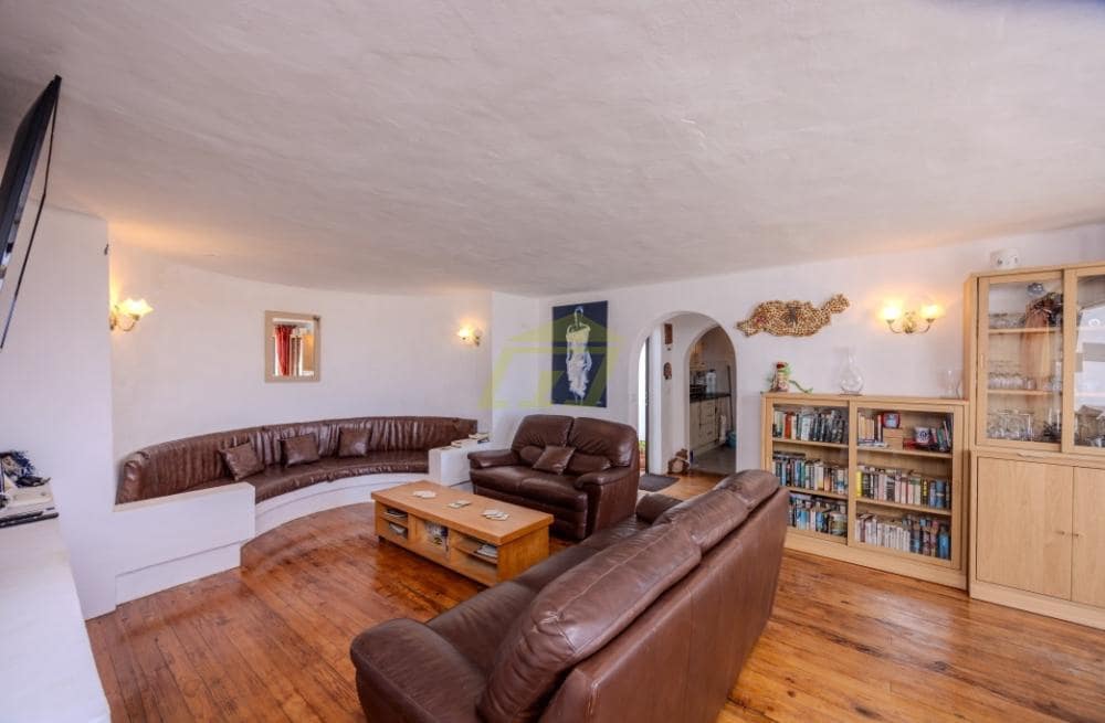 5 soverom Villa til salgs i Nazaret med svømmebasseng - € 580 000 (Ref: 9458449)