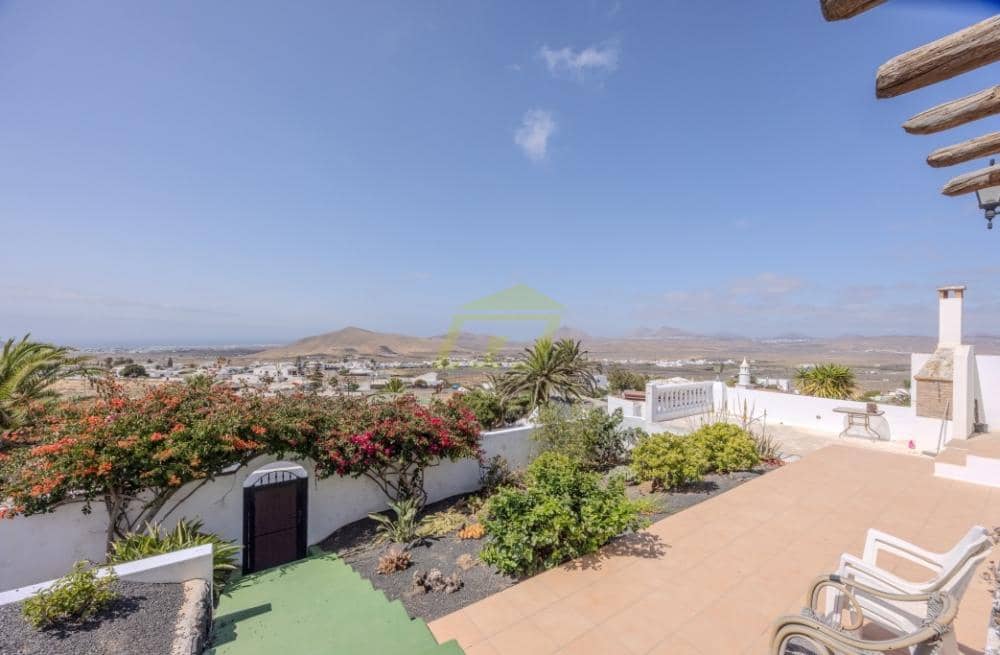 5 soverom Villa til salgs i Nazaret med svømmebasseng - € 580 000 (Ref: 9458449)