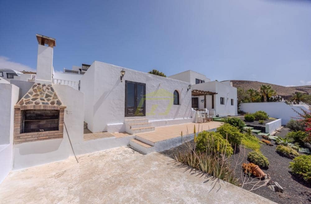 5 soverom Villa til salgs i Nazaret med svømmebasseng - € 580 000 (Ref: 9458449)