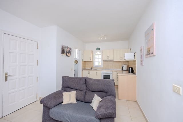 2 slaapkamer Appartement te koop in Puerto del Carmen, Tías - € 279.000 (Ref: 9458452)