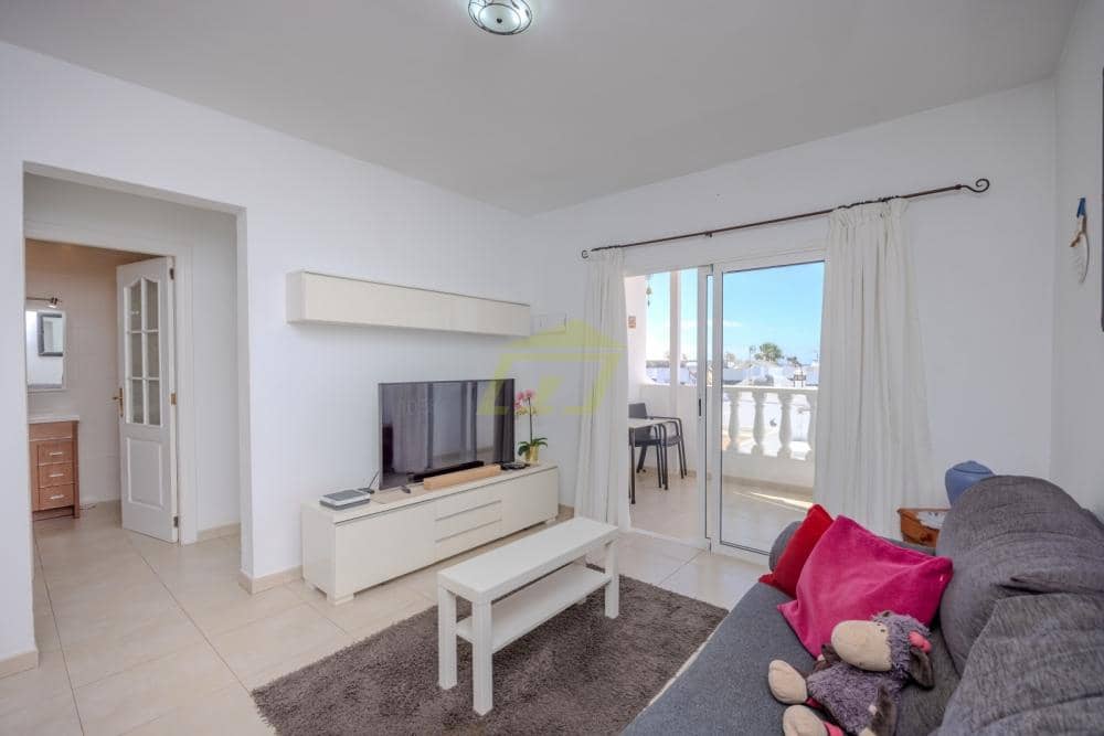 2 slaapkamer Appartement te koop in Puerto del Carmen - € 279.000 (Ref: 9458452)