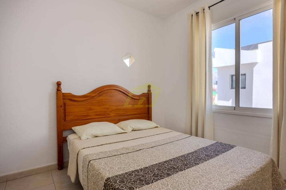 2 slaapkamer Appartement te koop in Puerto del Carmen - € 279.000 (Ref: 9458452)