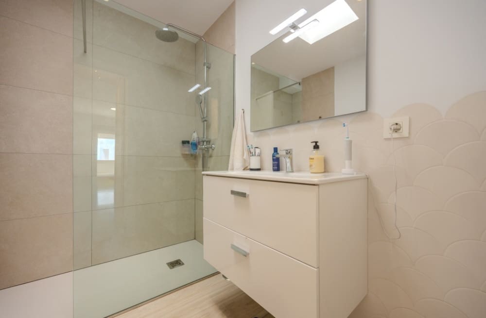 4 bedroom Villa for sale in Costa Teguise - € 395,000 (Ref: 9458453)