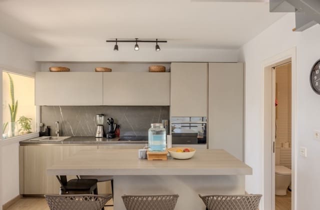 4 sovrum Villa till salu i Costa Teguise, Teguise - 395 000 € (Ref: 9458453)