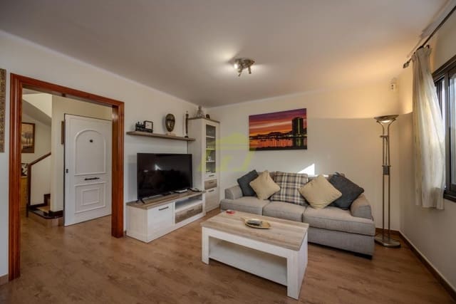 4 quarto Moradia para venda em Playa Honda, San Bartolomé - 425 000 € (Ref: 9458454)