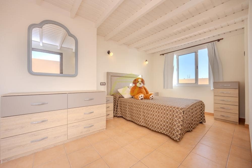 4 chambre Villa/Maison à vendre à Playa Honda - 425 000 € (Ref: 9458454)