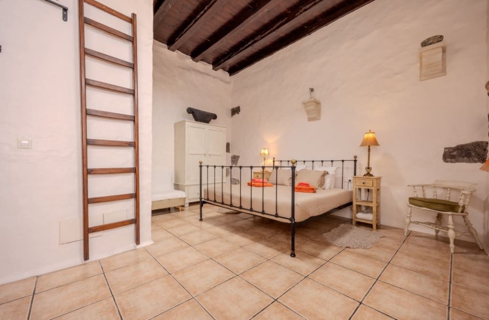 5 sypialnia Willa na sprzedaż w Teguise z basenem - 895 000 € (Ref: 9458457)