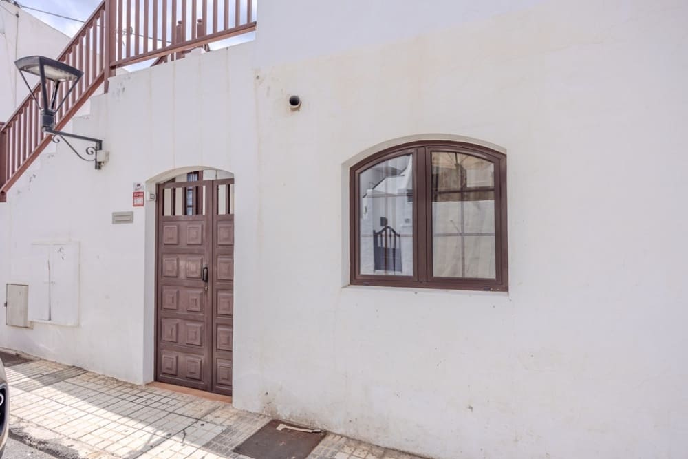 2 soverom Leilighet til salgs i Puerto del Carmen - € 270 000 (Ref: 9458458)