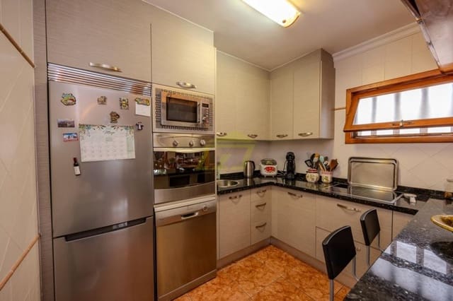 2 makuuhuone Huoneisto myytävänä paikassa Puerto del Carmen, Tías - 270 000 € (Ref: 9458458)