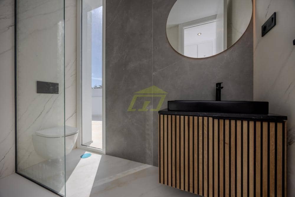 3 sypialnia Willa na sprzedaż w Charco del Palo z basenem - 500 000 € (Ref: 9458461)