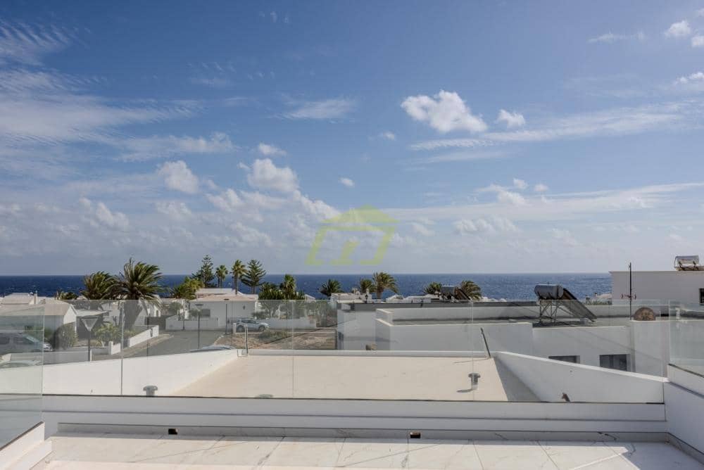 3 sypialnia Willa na sprzedaż w Charco del Palo z basenem - 500 000 € (Ref: 9458461)