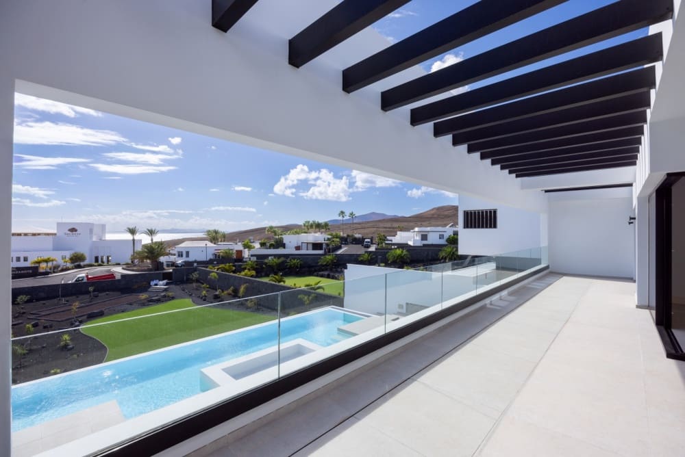 6 slaapkamer Villa te koop in Puerto Calero met zwembad - € 2.600.000 (Ref: 9458462)