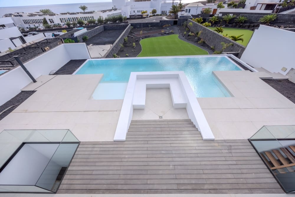 6 slaapkamer Villa te koop in Puerto Calero met zwembad - € 2.600.000 (Ref: 9458462)