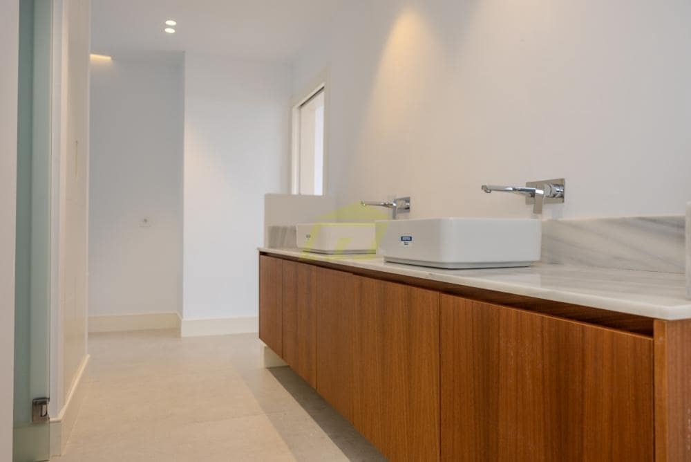 6 sovrum Villa till salu i Puerto Calero med pool - 2 600 000 € (Ref: 9458462)