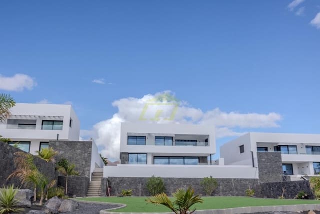 6 sovrum Villa till salu i Puerto Calero, Yaiza med pool - 2 600 000 € (Ref: 9458462)