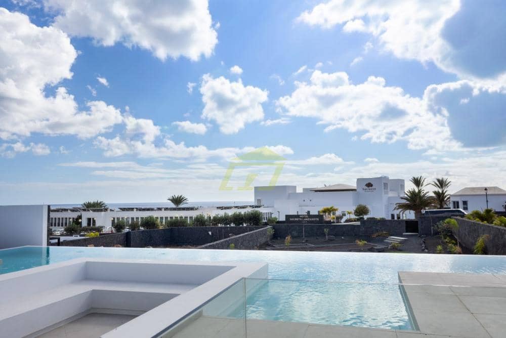 6 sovrum Villa till salu i Puerto Calero med pool - 2 600 000 € (Ref: 9458462)