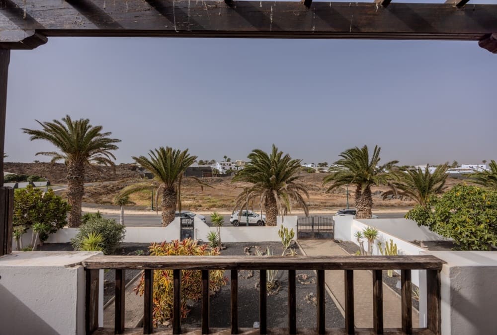 5 Zimmer Villa zu verkaufen in Costa Teguise mit Pool - 785.000 € (Ref: 9458463)