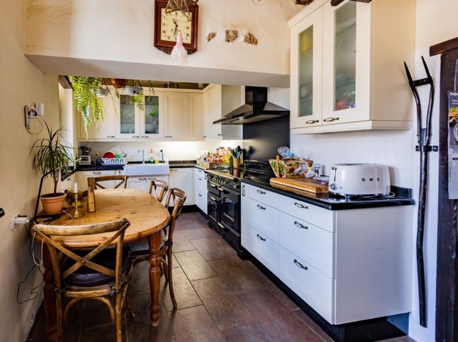 7 sovrum Villa till salu i Tinajo med pool - 895 000 € (Ref: 9458464)