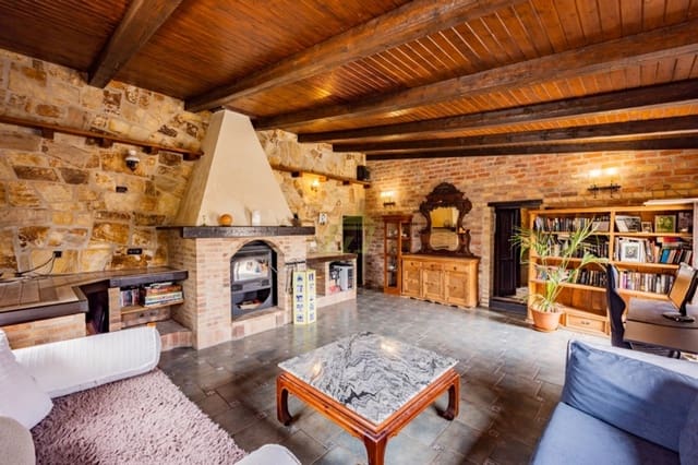 7 sovrum Villa till salu i Tinajo med pool - 895 000 € (Ref: 9458464)