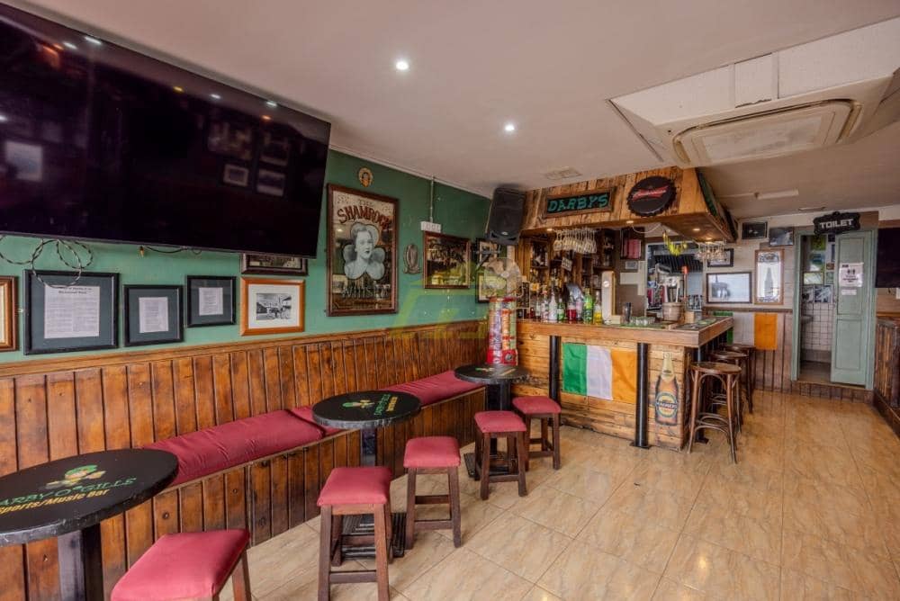 Kommersiell till salu i Puerto del Carmen - 60 000 € (Ref: 9458466)