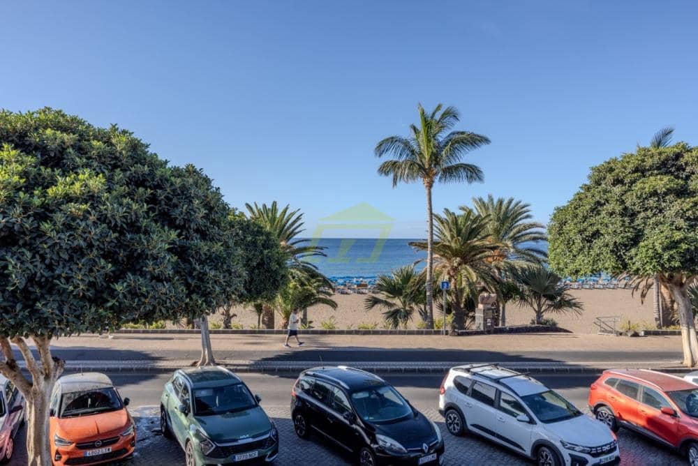 Kommersiell till salu i Puerto del Carmen - 60 000 € (Ref: 9458466)