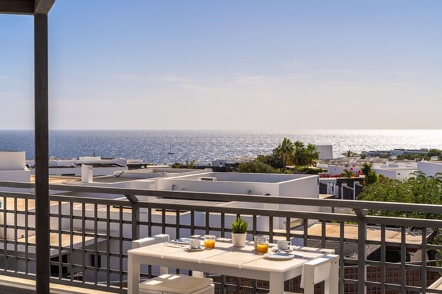 5 slaapkamer Villa te koop in Puerto Calero, Yaiza met zwembad - € 1.650.000 (Ref: 9458469)