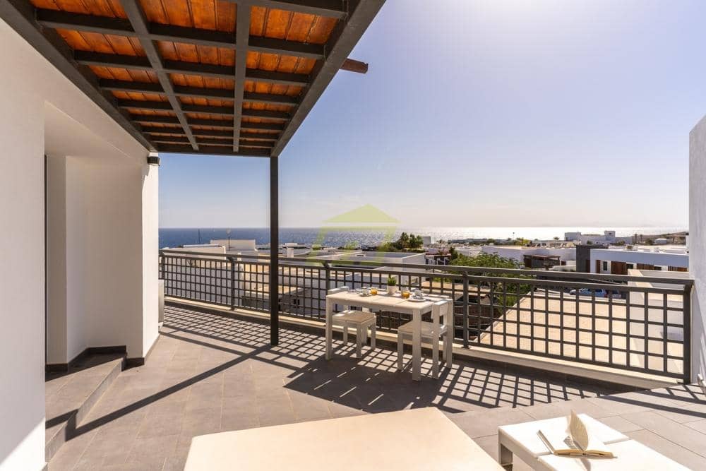 Chalet de 5 habitaciones en Puerto Calero en venta con piscina - 1.650.000 € (Ref: 9458469)