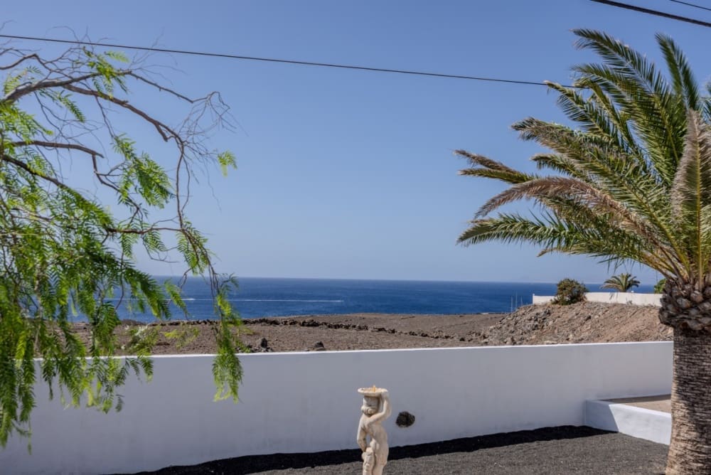 4 slaapkamer Villa te koop in Puerto Calero met zwembad - € 2.200.000 (Ref: 9458470)