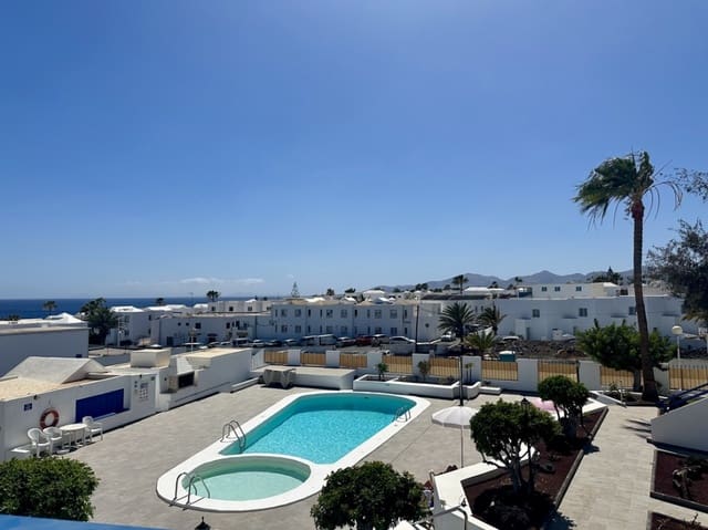 2 chambre Appartement à vendre à Puerto del Carmen, Tías avec piscine - 325 000 € (Ref: 9458471)
