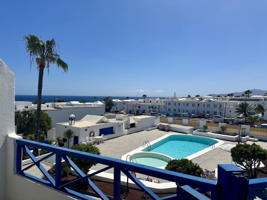 2 chambre Appartement à vendre à Puerto del Carmen avec piscine - 325 000 € (Ref: 9458471)
