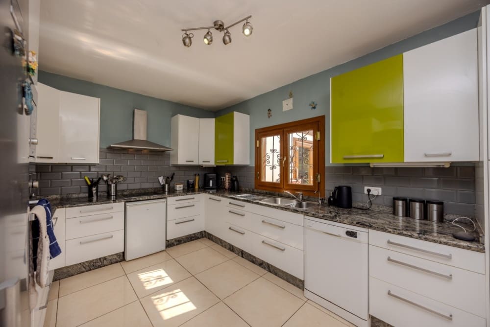 2 sypialnia Willa na sprzedaż w Guime - 350 000 € (Ref: 9458473)