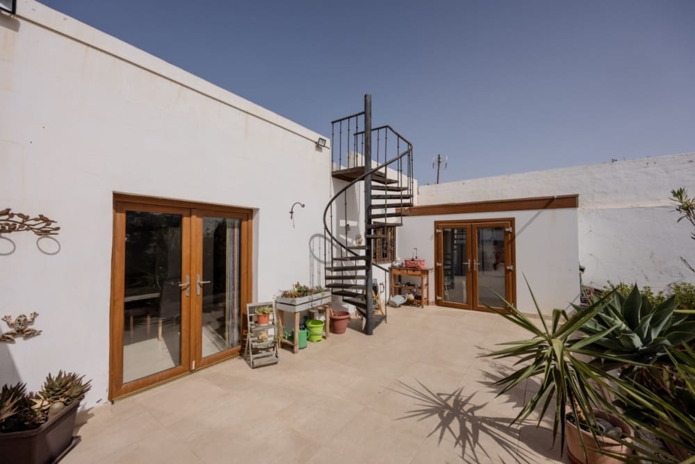 2 sypialnia Willa na sprzedaż w Guime - 350 000 € (Ref: 9458473)