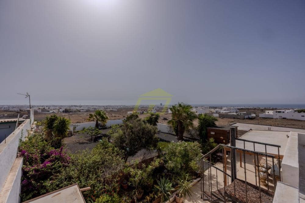 2 slaapkamer Villa te koop in Guime - € 350.000 (Ref: 9458473)