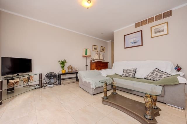 1 slaapkamer Appartement te koop in Puerto del Carmen, Tías met zwembad - € 220.000 (Ref: 9458474)