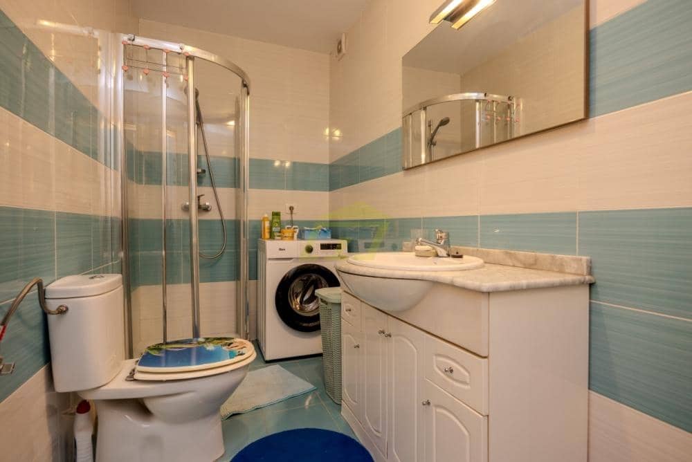 1 sypialnia Apartament na sprzedaż w Puerto del Carmen z basenem - 199 000 € (Ref: 9458474)