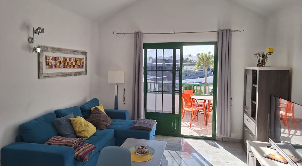 2 slaapkamer Appartement te koop in Puerto del Carmen met zwembad - € 289.500 (Ref: 9458477)