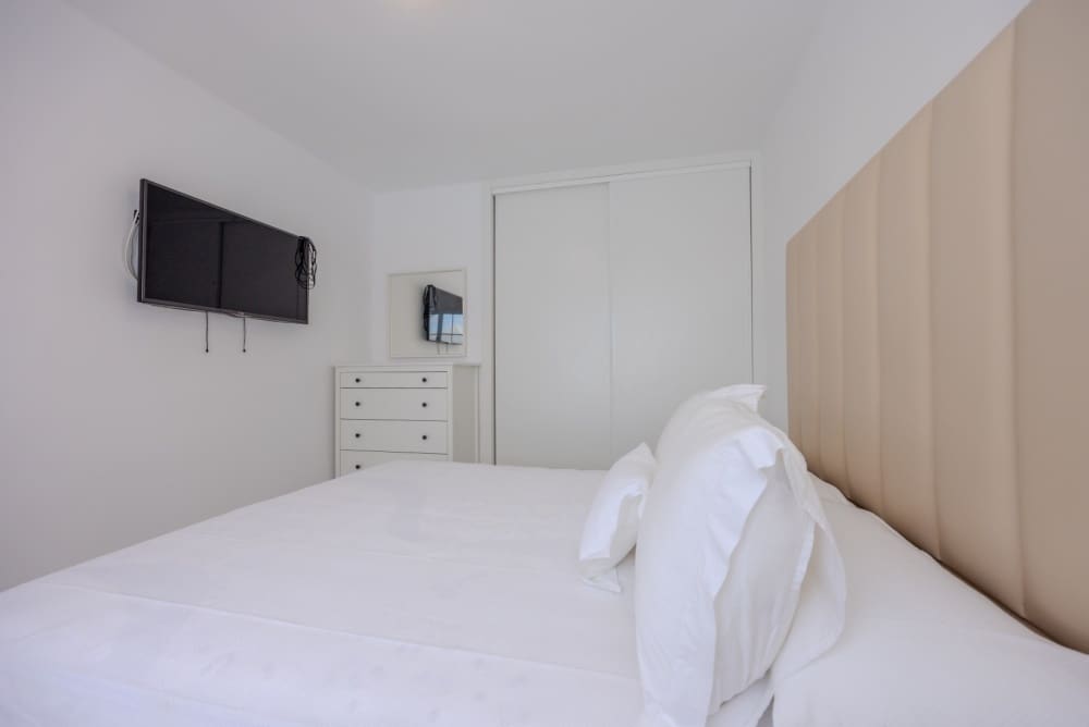 2 soveværelse Lejlighed til salg i Playa Honda med swimmingpool - € 480.000 (Ref: 9458479)