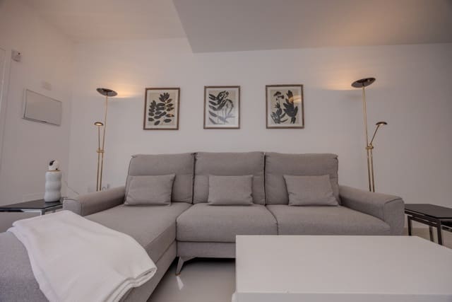 2 Zimmer Apartment zu verkaufen in Playa Honda, San Bartolomé mit Pool - 480.000 € (Ref: 9458479)