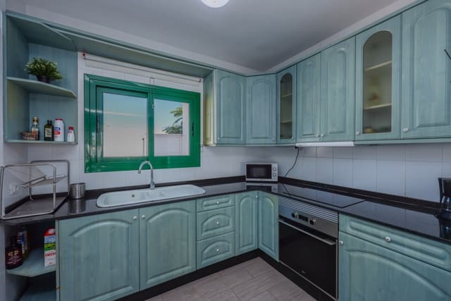 2 Zimmer Villa zu verkaufen in Playa Blanca, Yaiza mit Pool - 415.000 € (Ref: 9458480)